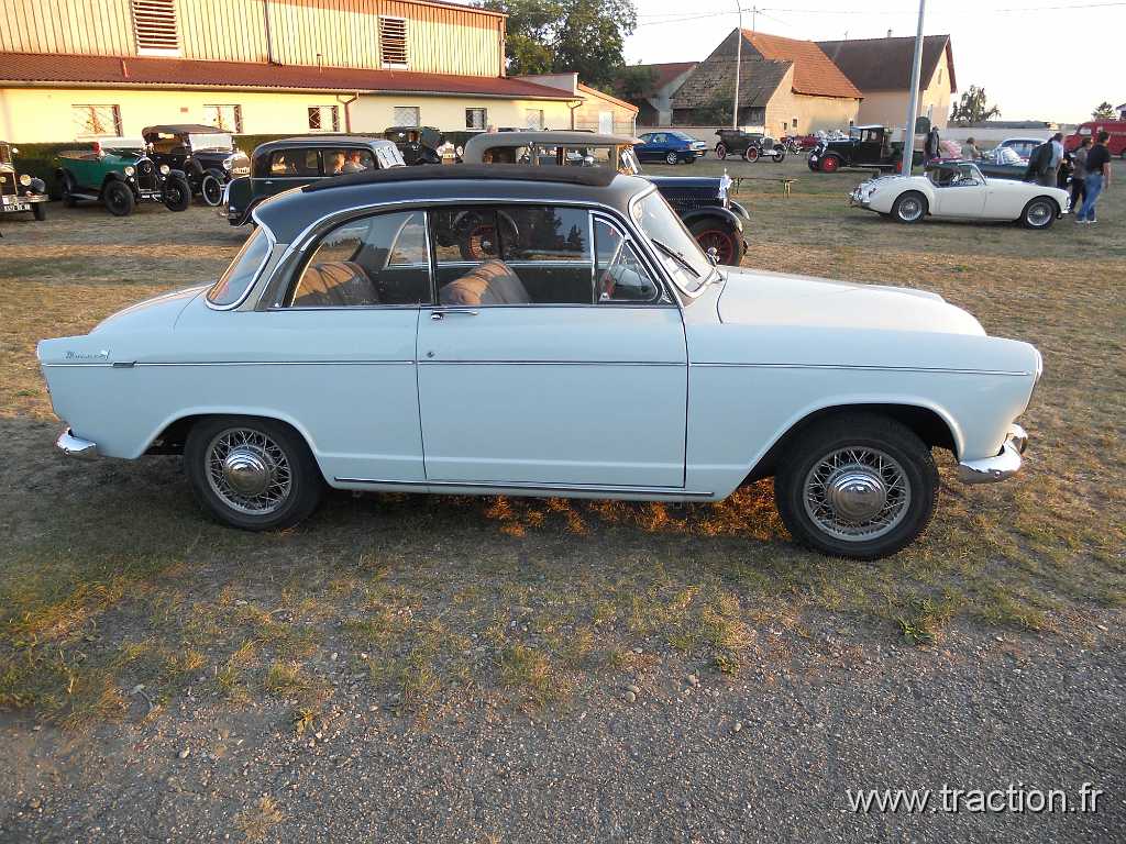 2011_rustenhart (145).jpg - 02/10/2011 - 68740 RUSTENHART 31ème Randonnée Internationale des Vendanges - SIMCA "Monaco"